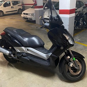 Yamaha YP125R