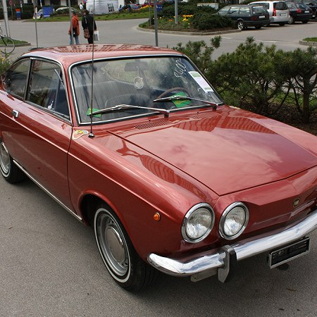 Fiat 850 sport coupe.