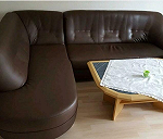 Sofa rogowa (rozłożona na 2 części) i fotel