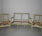 Drewniane szkielety mebli (bez tapicerki): sofa 2-os., 4 krzesła
